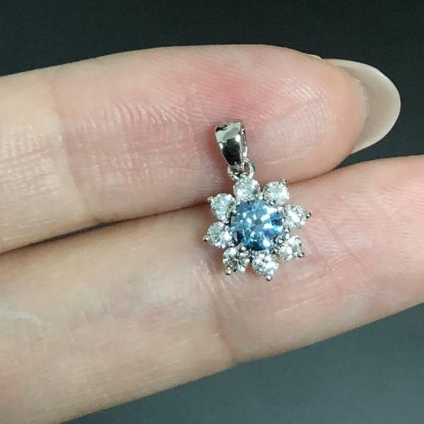 lab diamond blue sunflower pendant
