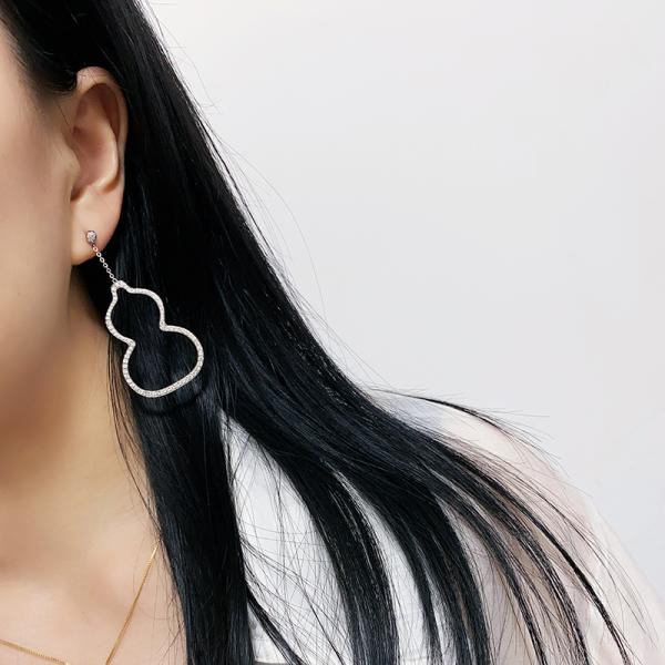 lab grown diamond gourd stud earrings