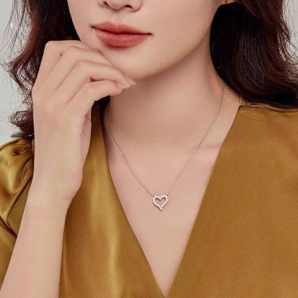 lab diamond heart necklace