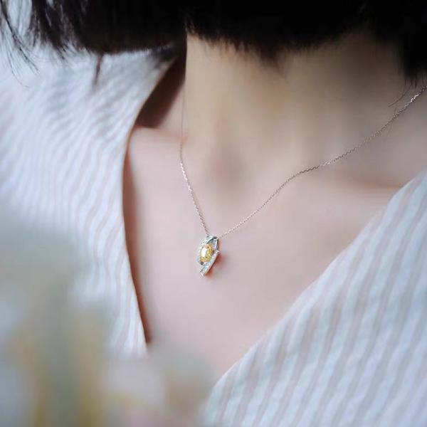 18k gold lab yellow diamond planet necklace