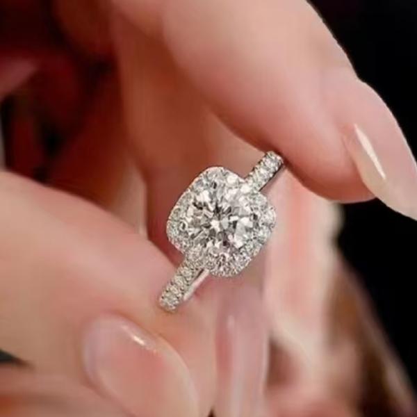 lab grown round diamond square setting ring