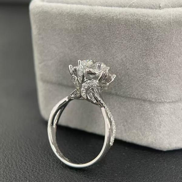 lab grown luxury diamond ring