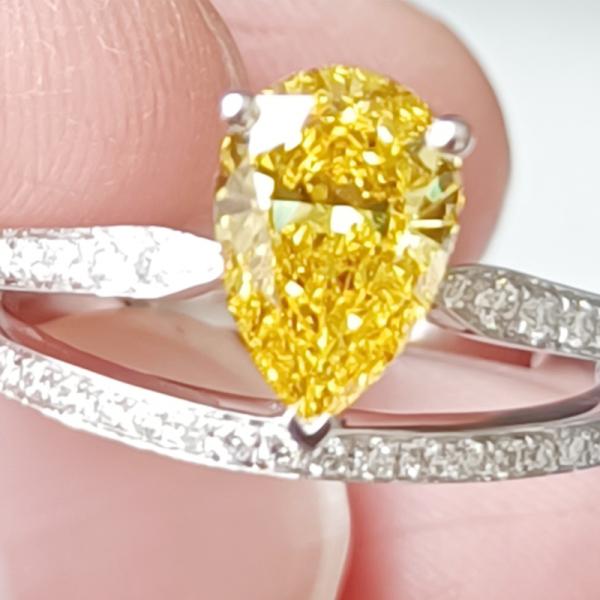 18k gold lab grown yellow diamond pear shape ring for women